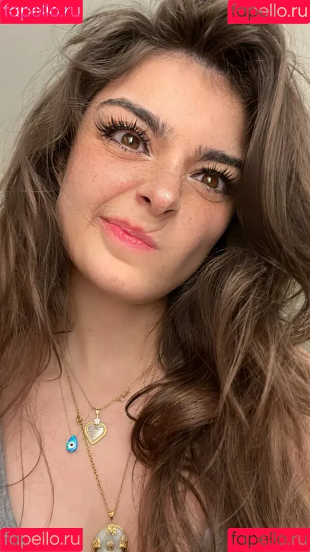 Aruuu Onlyfans Photo Gallery 
