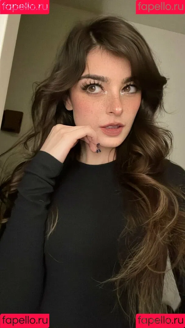 Aruuu Onlyfans Photo Gallery 