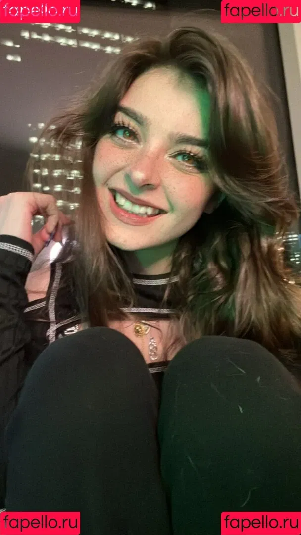 Aruuu Onlyfans Photo Gallery 