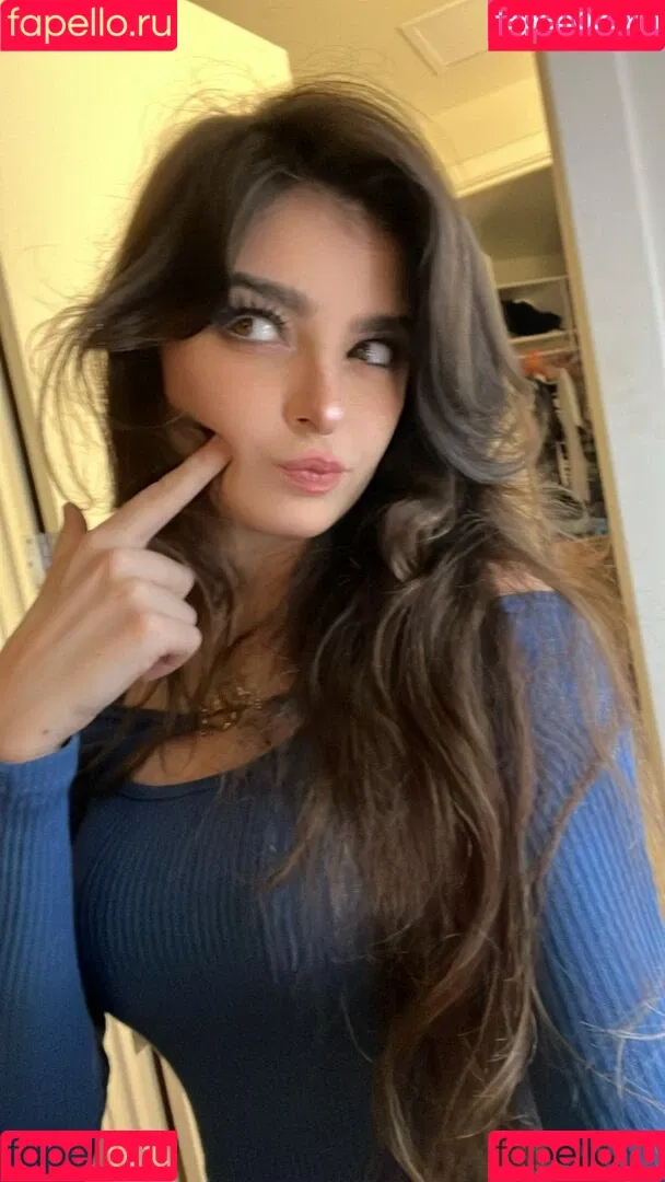 Aruuu Onlyfans Photo Gallery 