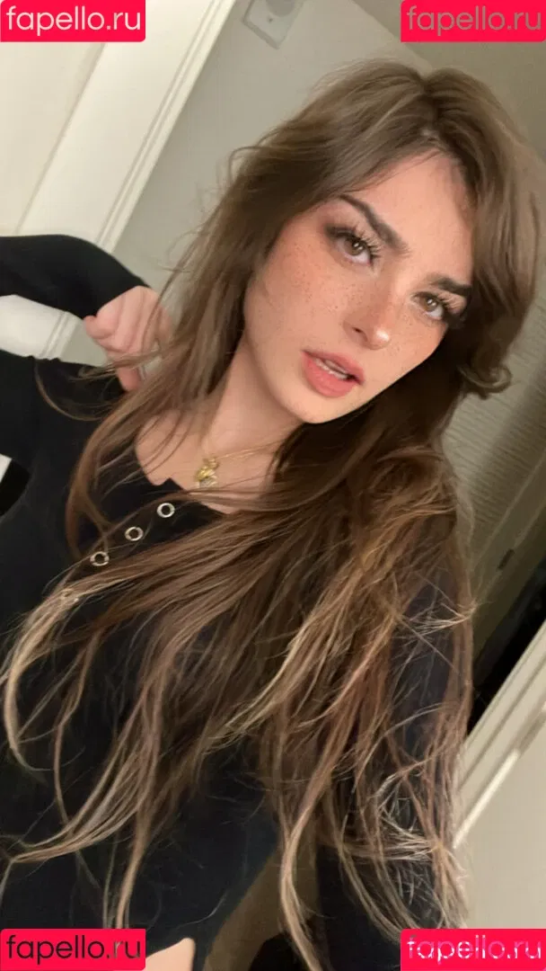 Aruuu Onlyfans Photo Gallery 