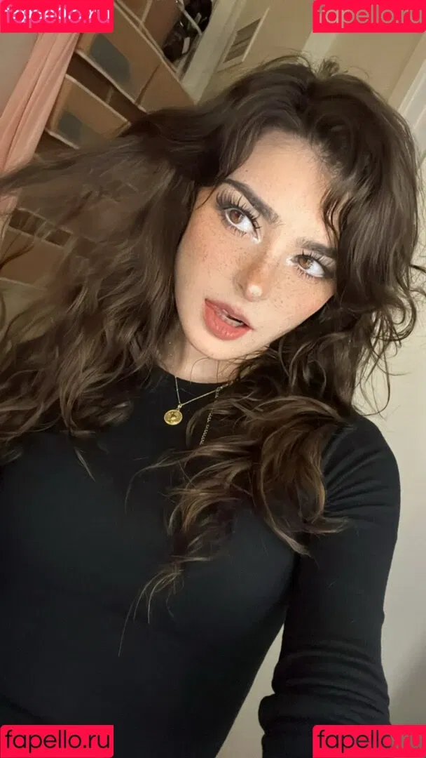 Aruuu Onlyfans Photo Gallery 