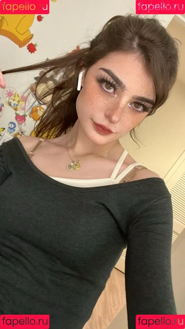 Aruuu Onlyfans Photo Gallery 