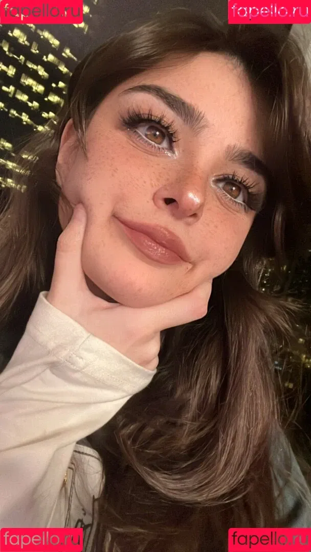 Aruuu Onlyfans Photo Gallery 