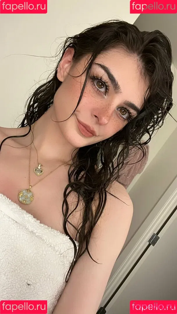Aruuu Onlyfans Photo Gallery 