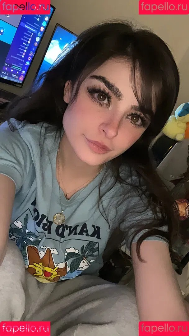 Aruuu Onlyfans Photo Gallery 