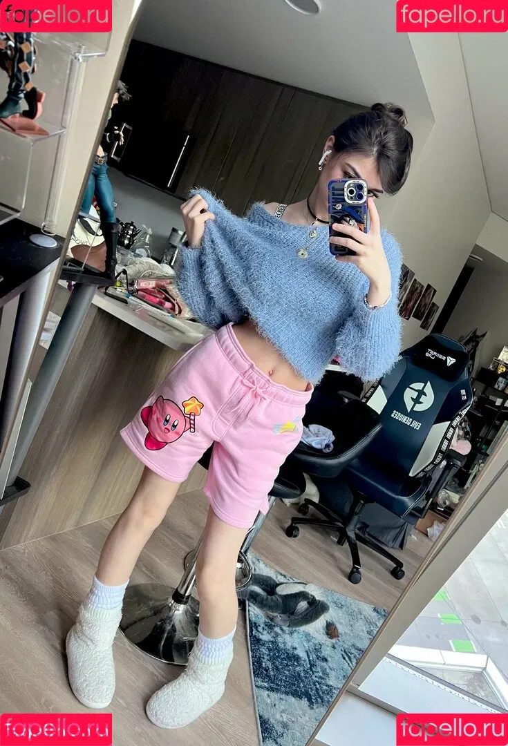 Aruuu Onlyfans Photo Gallery 