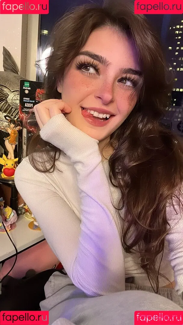 Aruuu Onlyfans Photo Gallery 