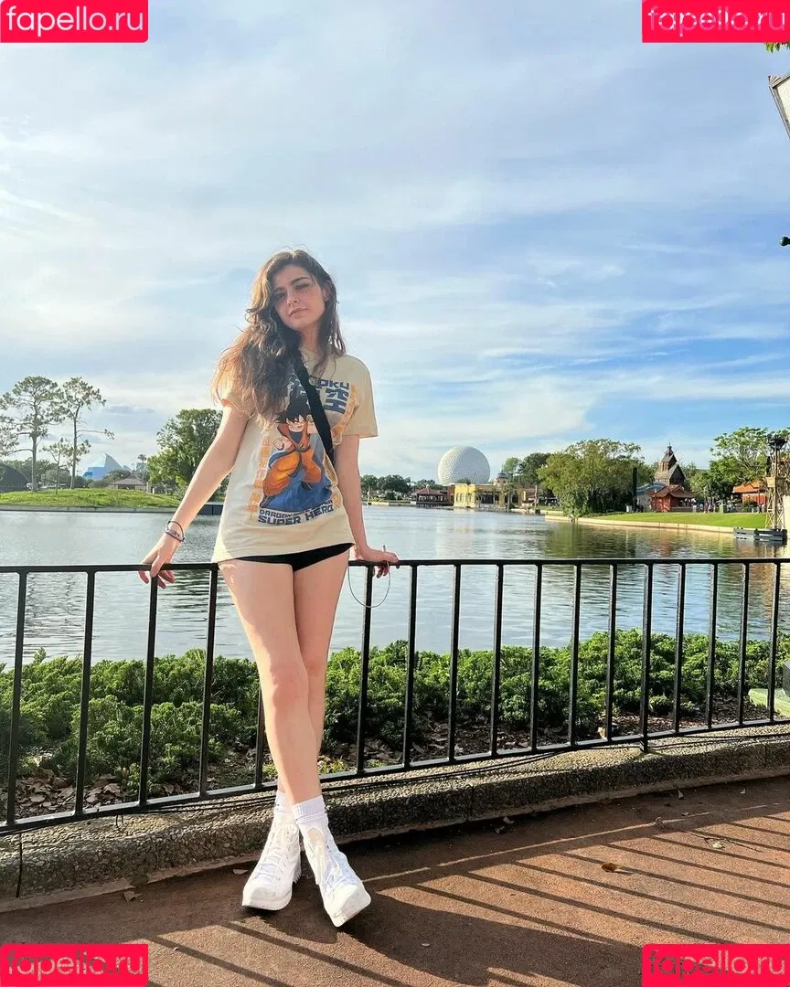 Aruuu Onlyfans Photo Gallery 