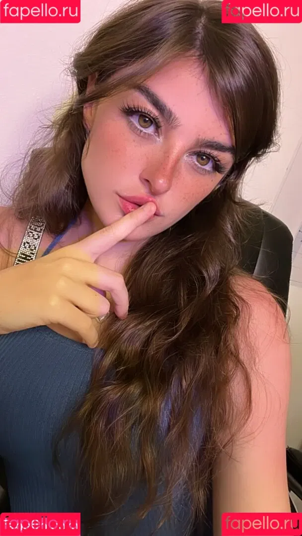 Aruuu Onlyfans Photo Gallery 