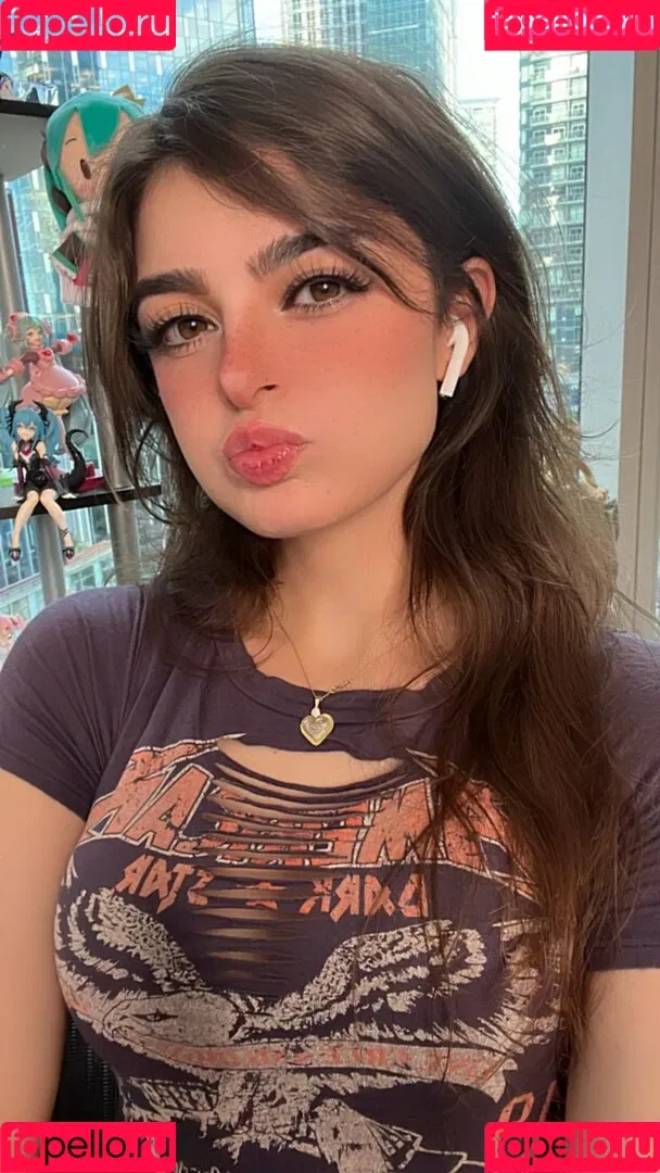 Aruuu Onlyfans Photo Gallery 