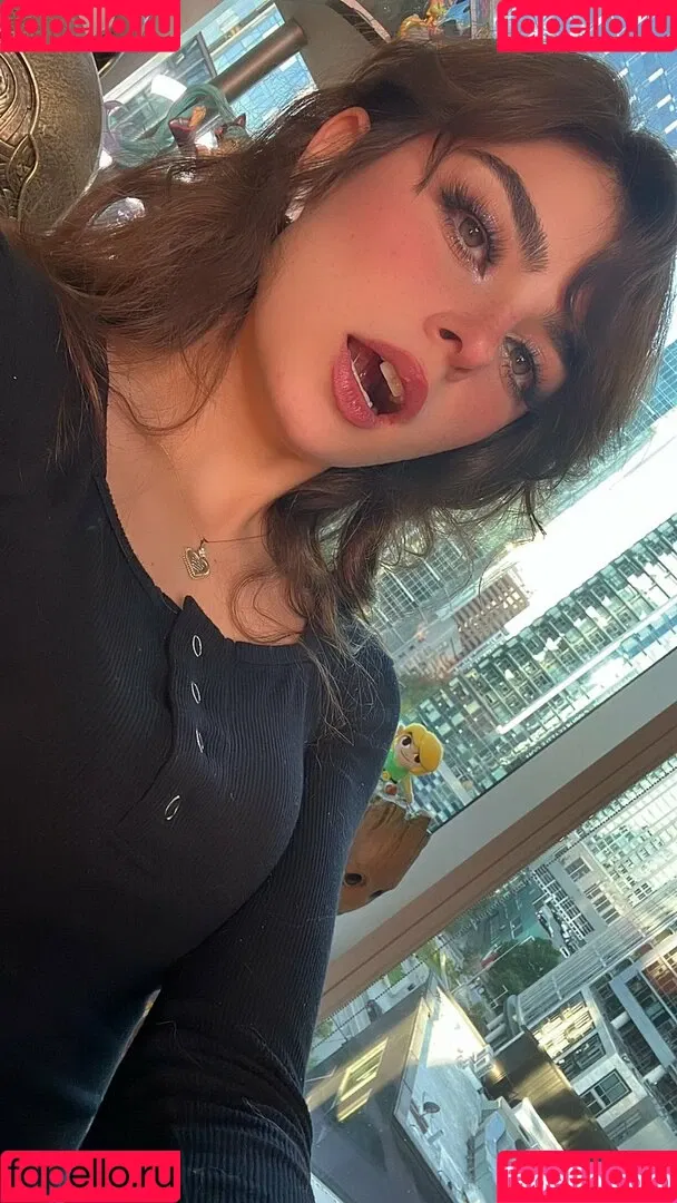 Aruuu Onlyfans Photo Gallery 