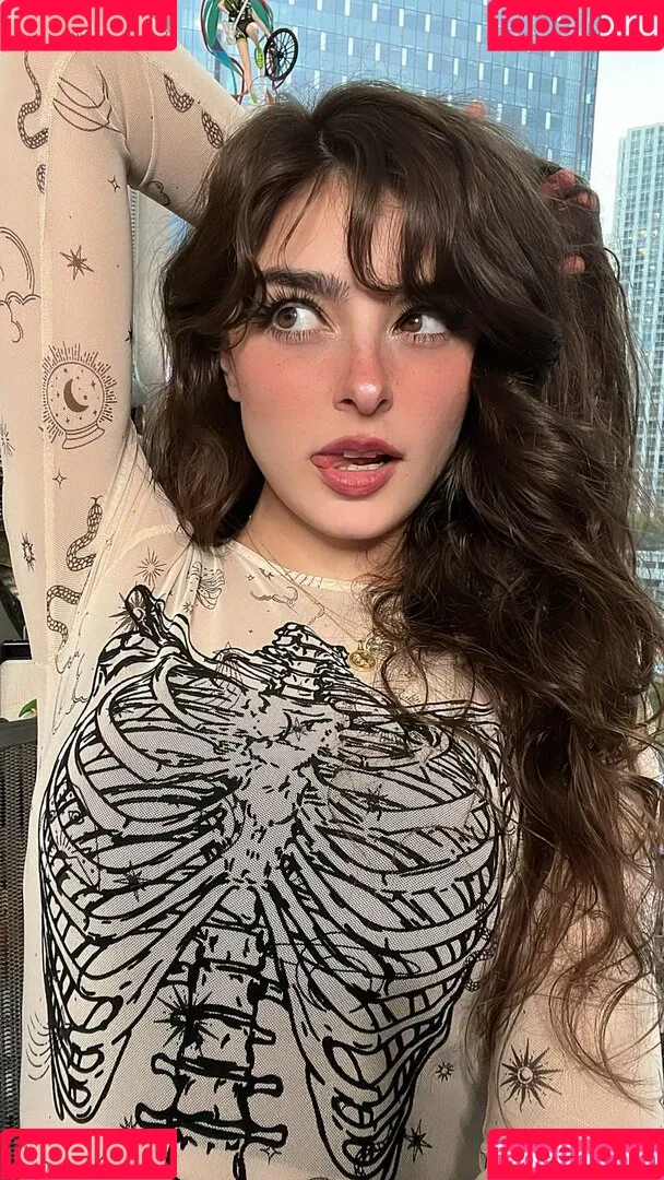 Aruuu Onlyfans Photo Gallery 