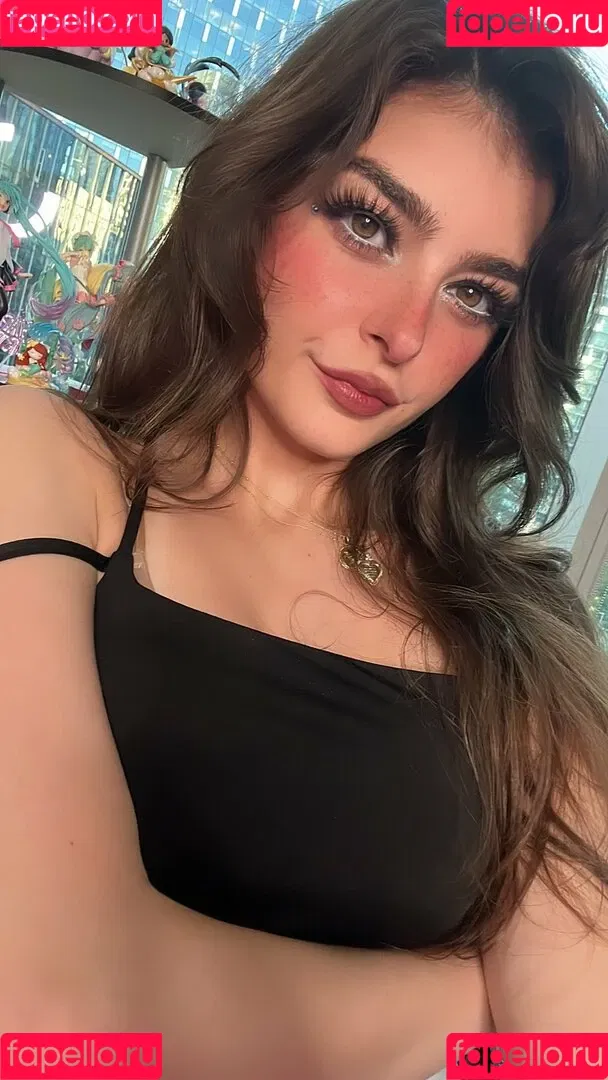 Aruuu Onlyfans Photo Gallery 