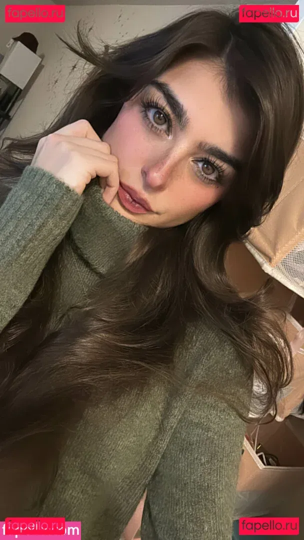 Aruuu Onlyfans Photo Gallery 