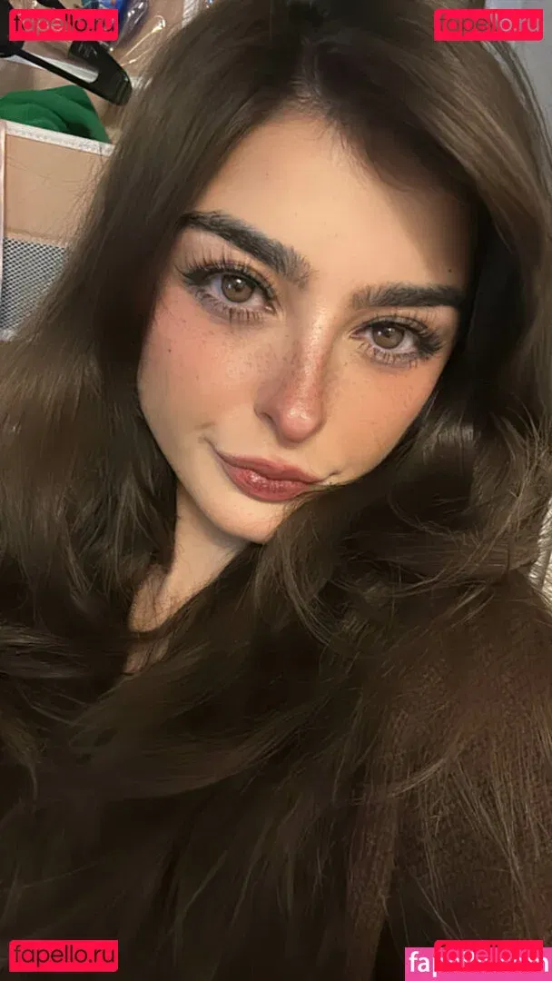 Aruuu Onlyfans Photo Gallery 