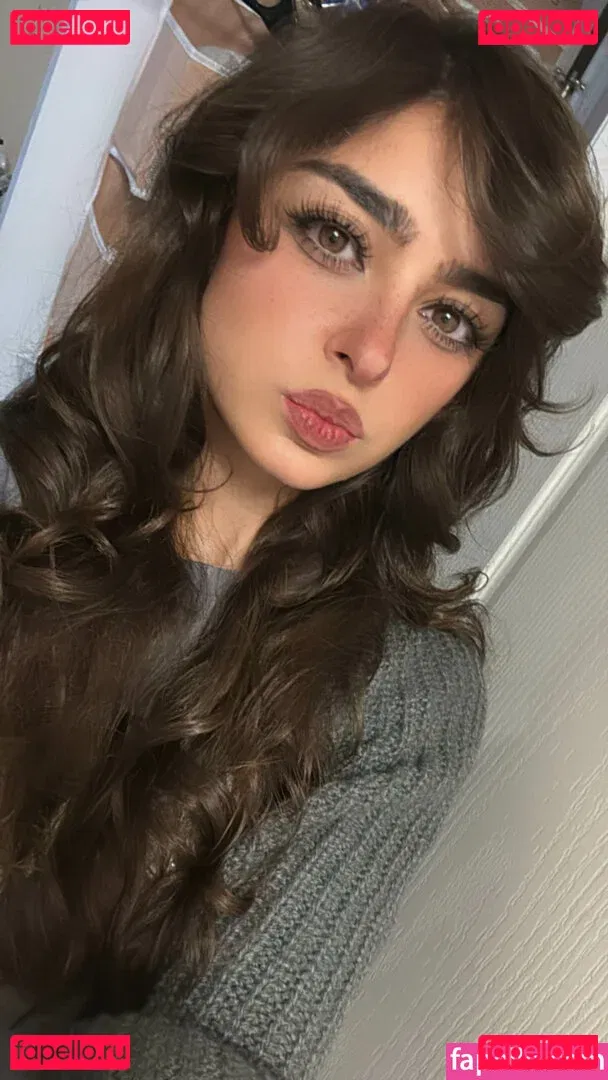 Aruuu Onlyfans Photo Gallery 