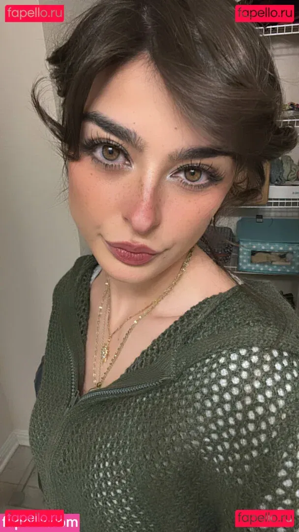 Aruuu Onlyfans Photo Gallery 