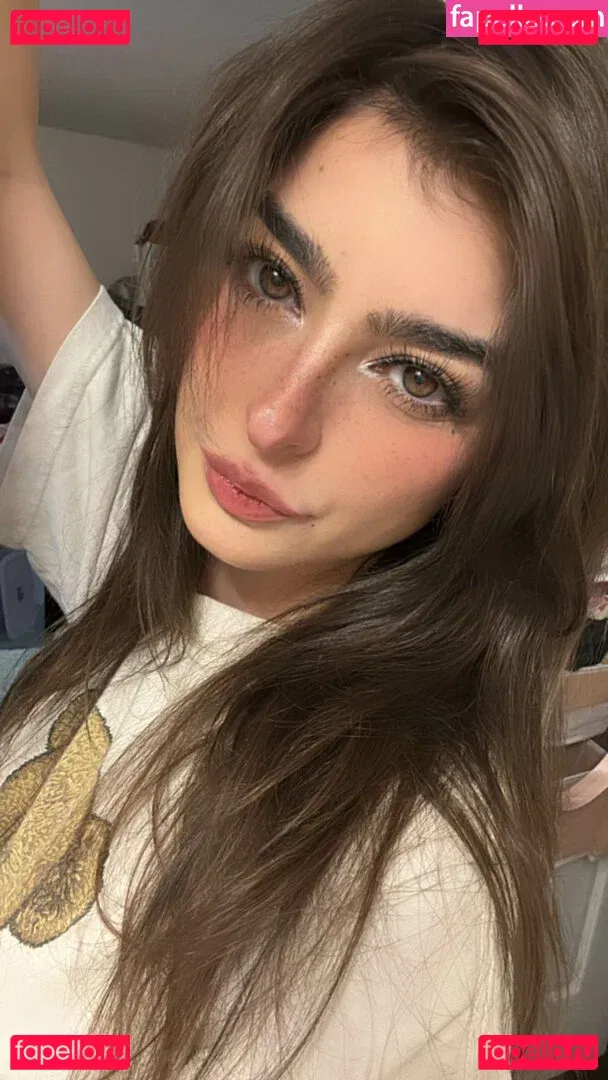 Aruuu Onlyfans Photo Gallery 