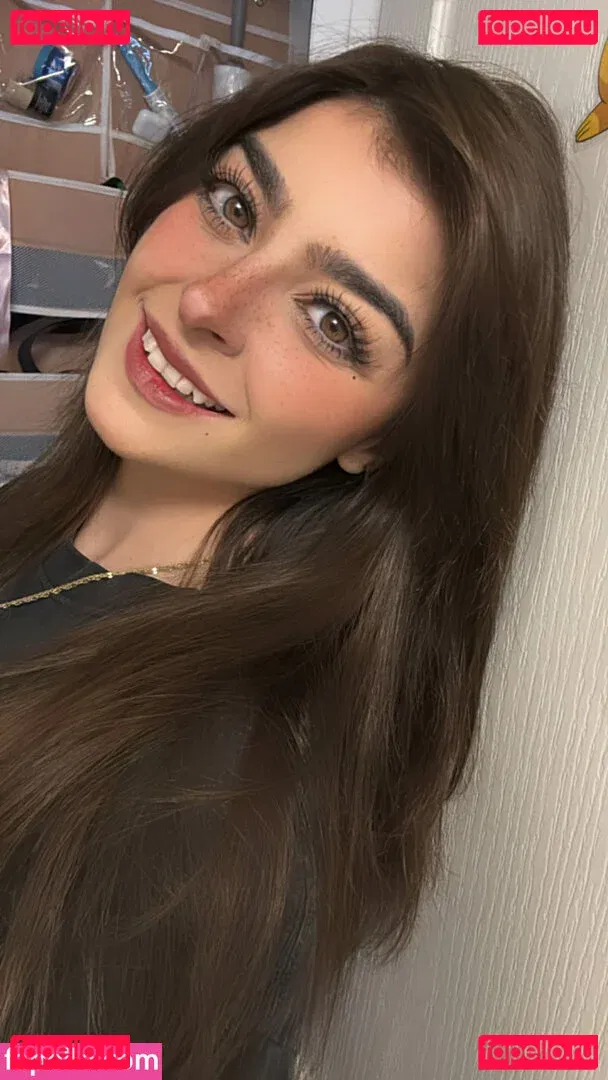 Aruuu Onlyfans Photo Gallery 