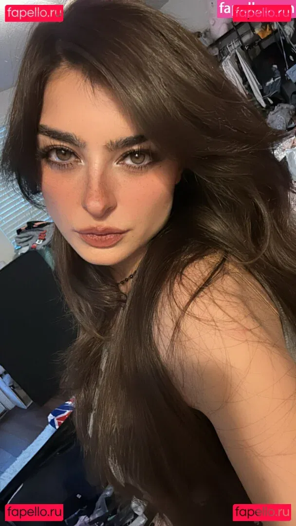 Aruuu Onlyfans Photo Gallery 