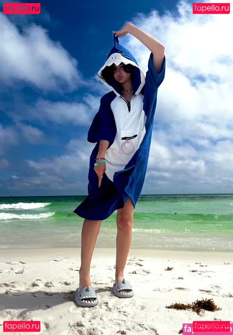 Aruuu Onlyfans Photo Gallery 