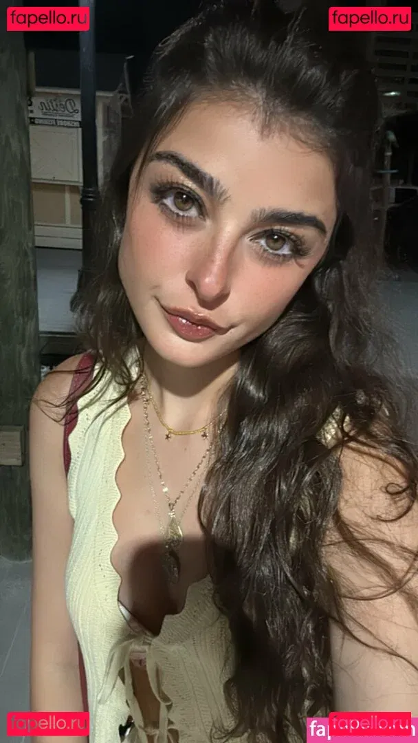 Aruuu Onlyfans Photo Gallery 