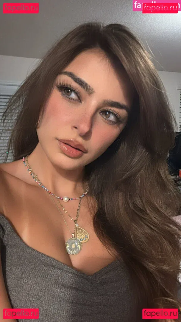 Aruuu Onlyfans Photo Gallery 