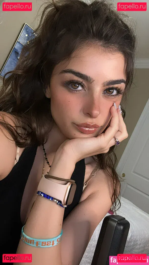 Aruuu Onlyfans Photo Gallery 