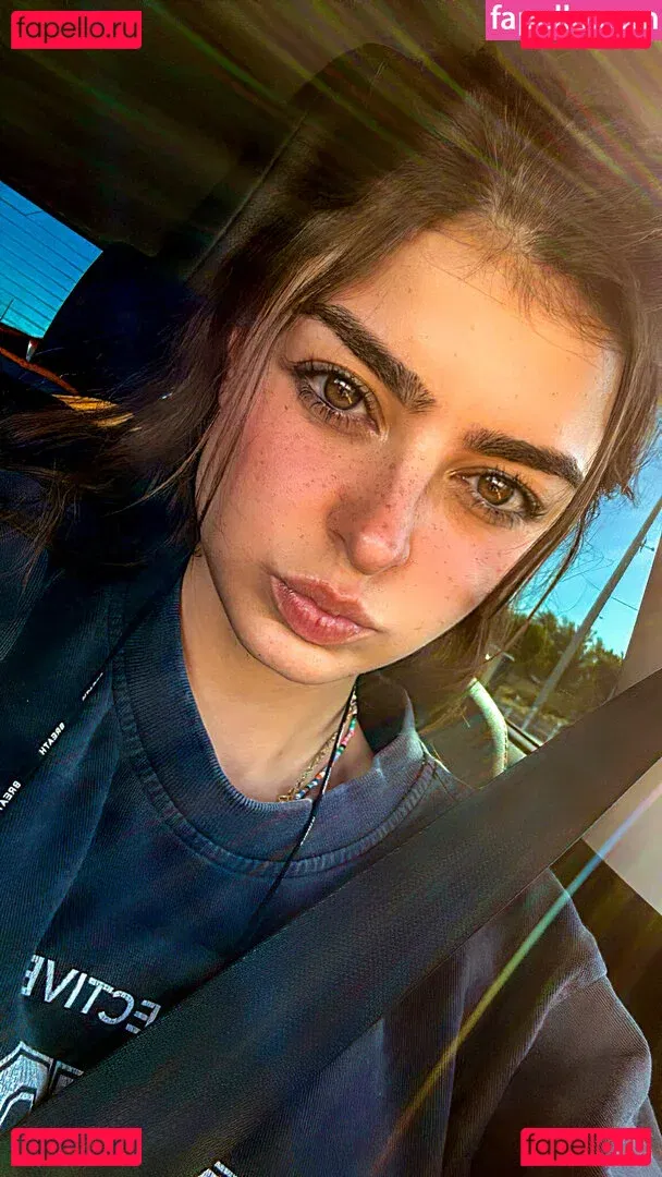 Aruuu Onlyfans Photo Gallery 