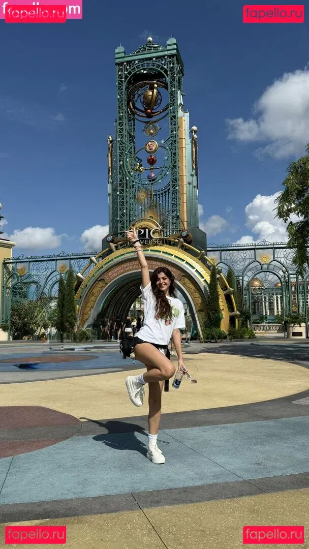 Aruuu Onlyfans Photo Gallery 