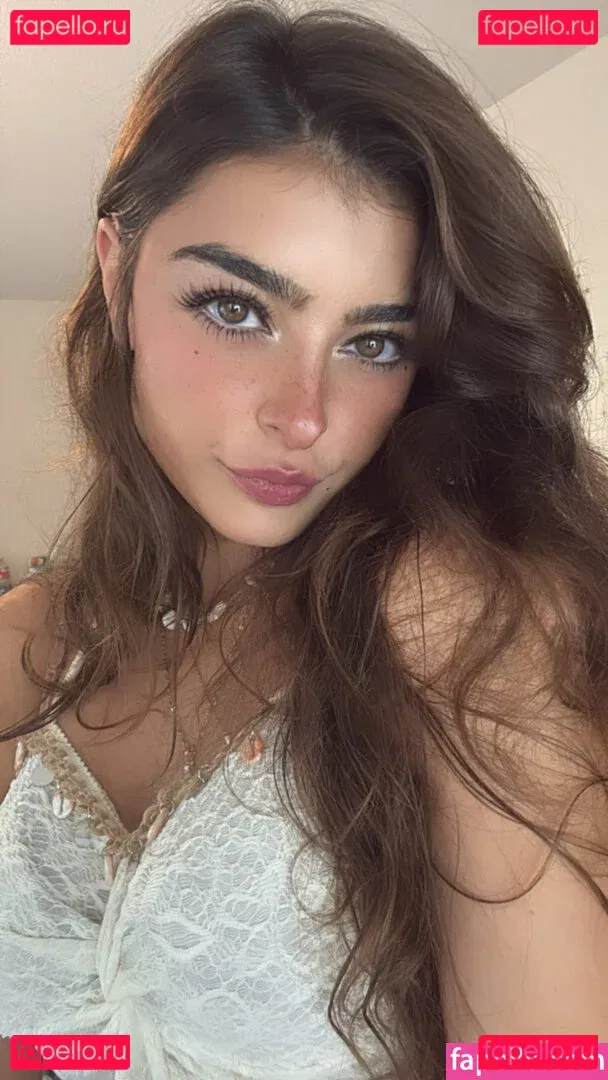 Aruuu Onlyfans Photo Gallery 