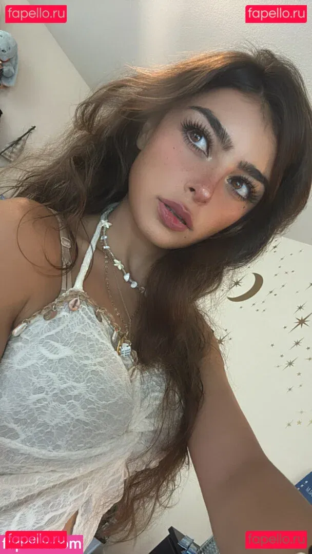 Aruuu Onlyfans Photo Gallery 