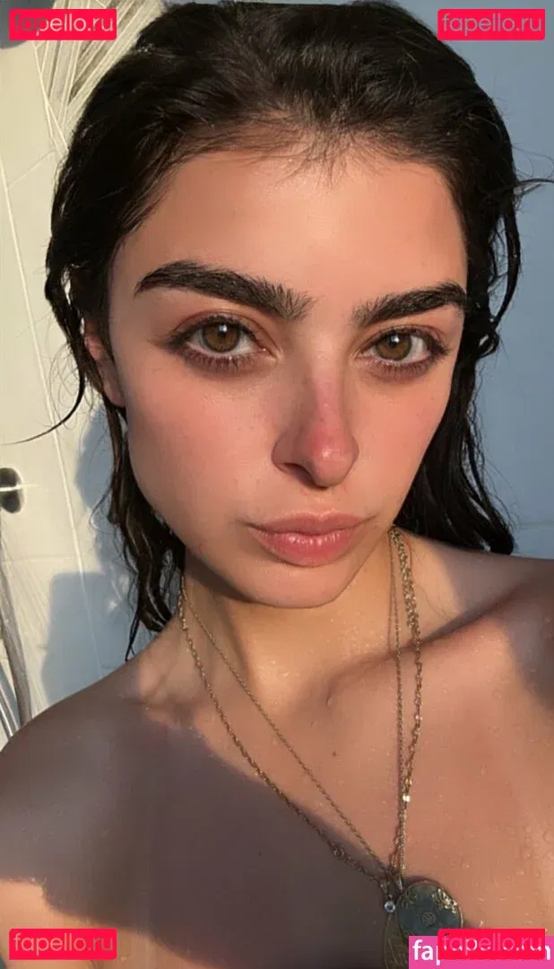 Aruuu Onlyfans Photo Gallery 