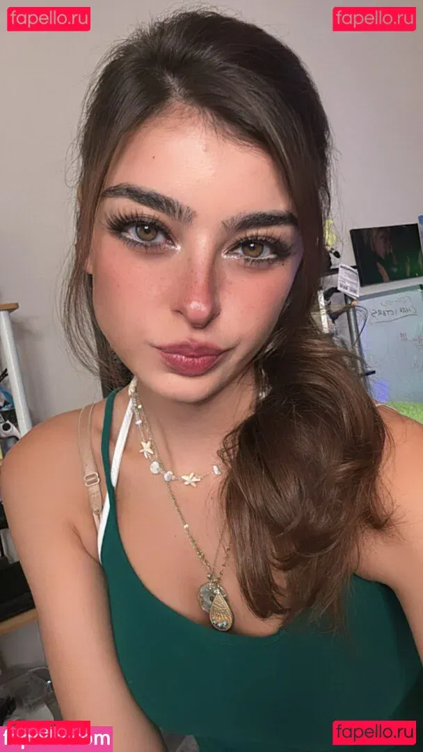 Aruuu Onlyfans Photo Gallery 