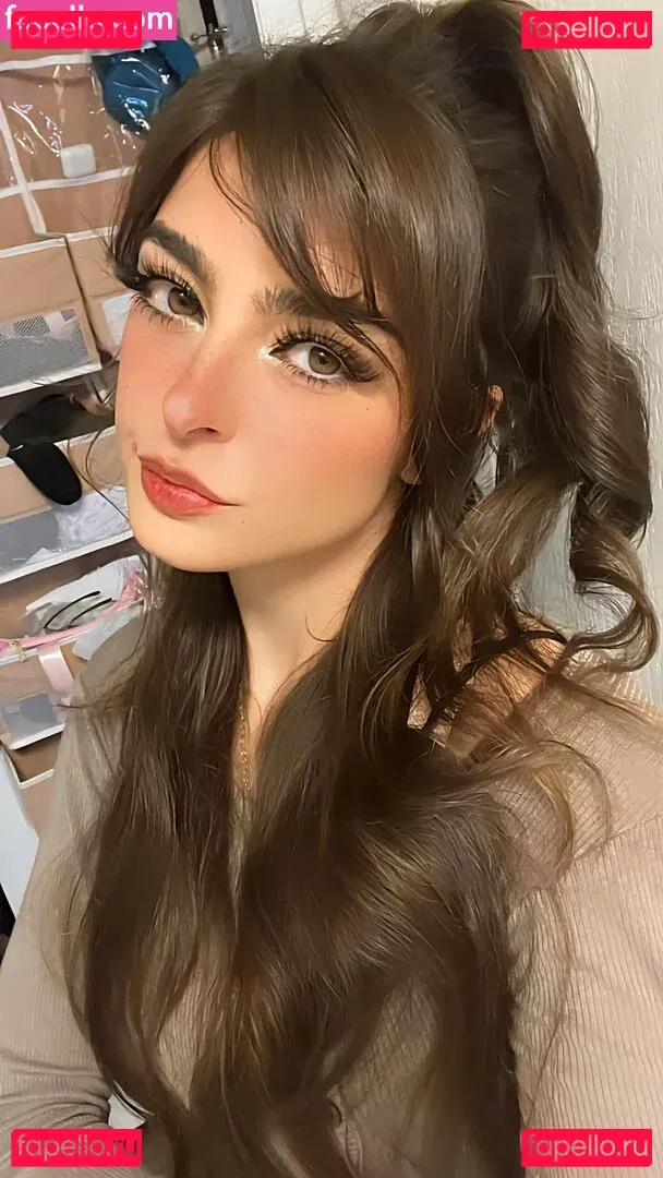 Aruuu Onlyfans Photo Gallery 