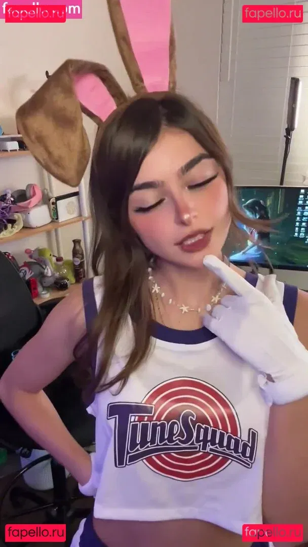 Aruuu Onlyfans Photo Gallery 