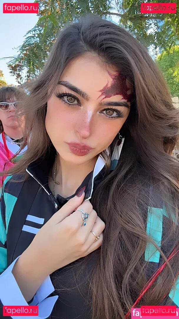 Aruuu Onlyfans Photo Gallery 