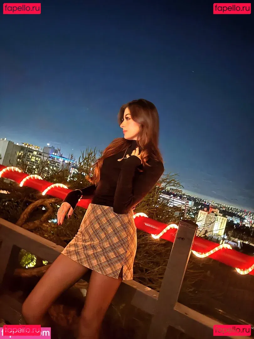 Aruuu Onlyfans Photo Gallery 