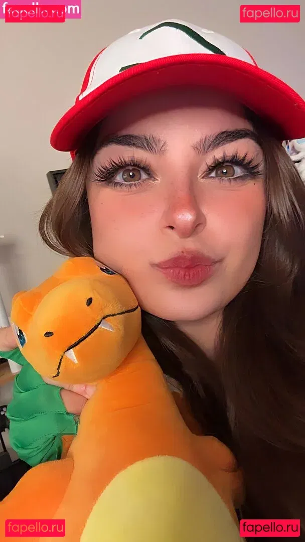 Aruuu Onlyfans Photo Gallery 