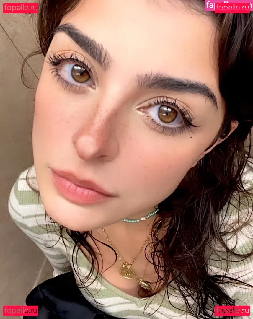 Aruuu Onlyfans Photo Gallery 