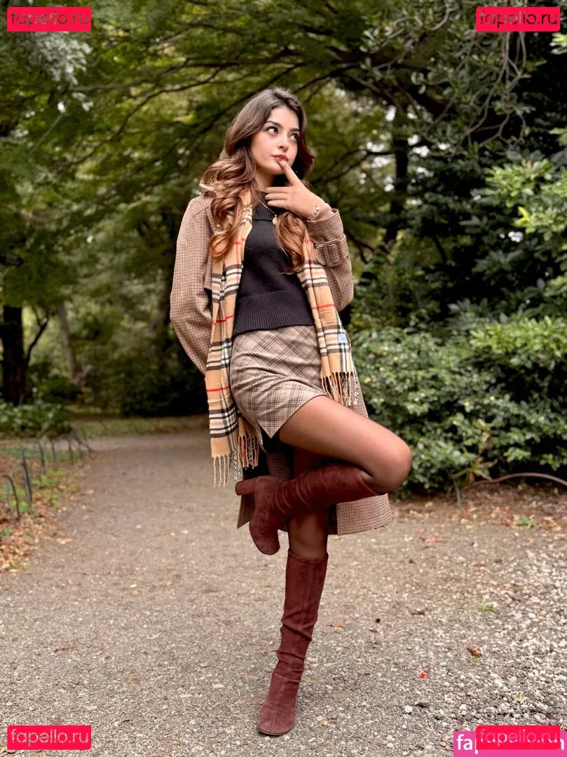 Aruuu Onlyfans Photo Gallery 