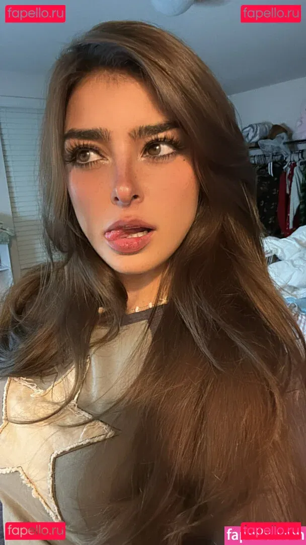 Aruuu Onlyfans Photo Gallery 