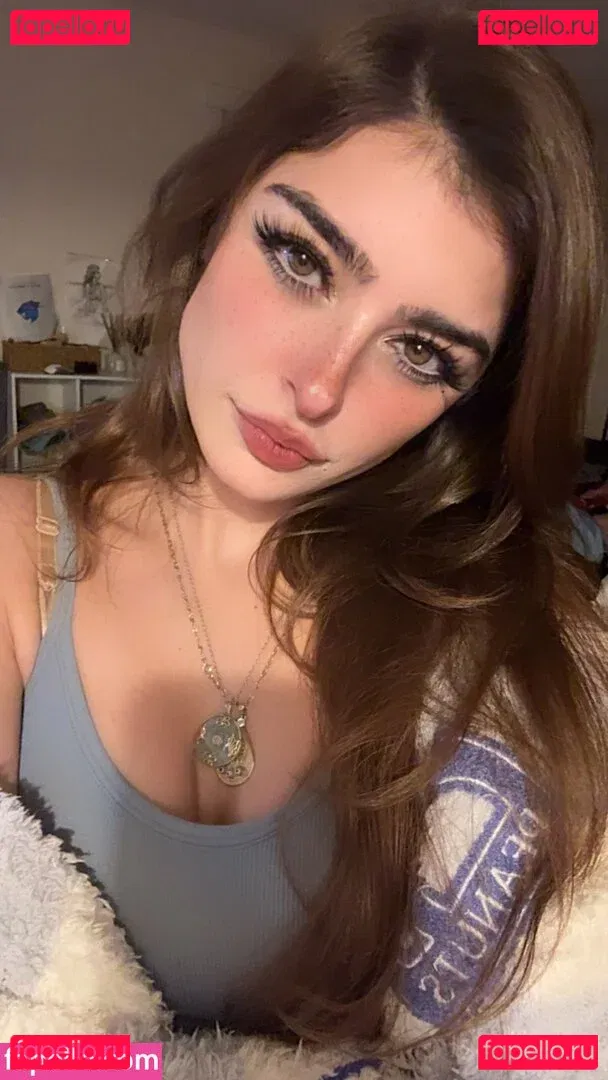 Aruuu Onlyfans Photo Gallery 