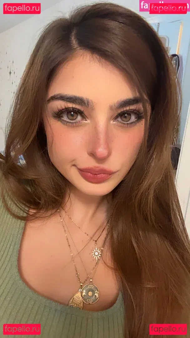 Aruuu Onlyfans Photo Gallery 