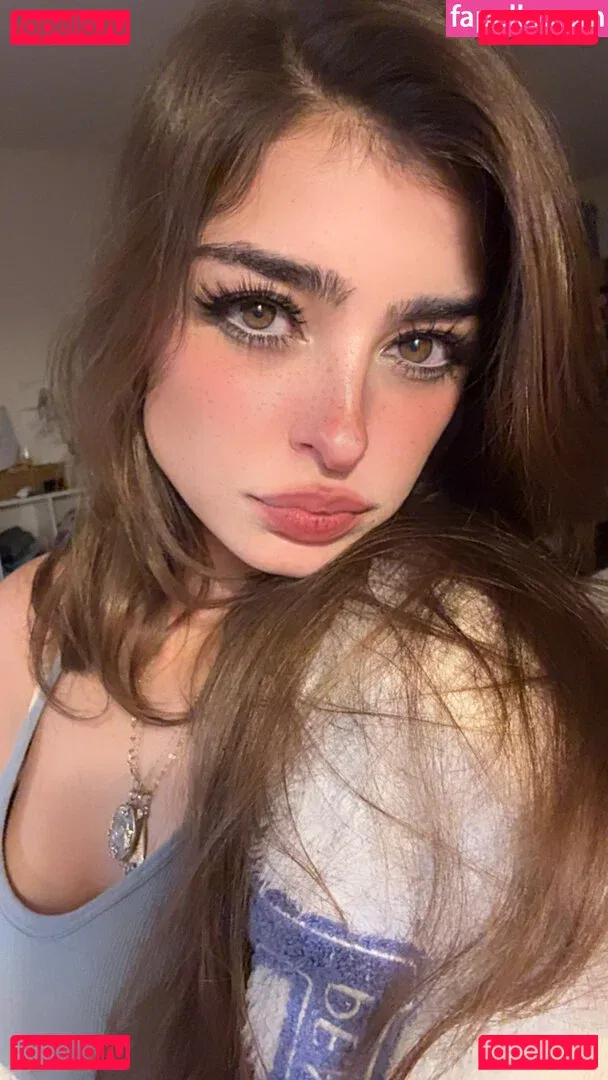 Aruuu Onlyfans Photo Gallery 