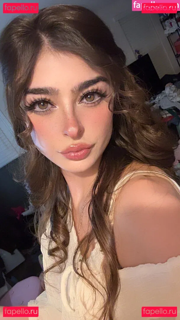 Aruuu Onlyfans Photo Gallery 