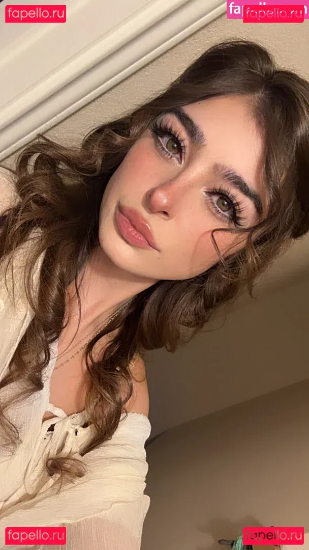 Aruuu Onlyfans Photo Gallery 