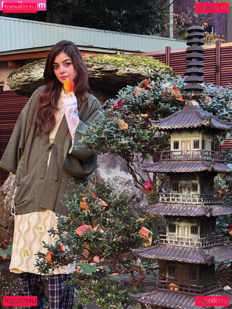 Aruuu Onlyfans Photo Gallery 