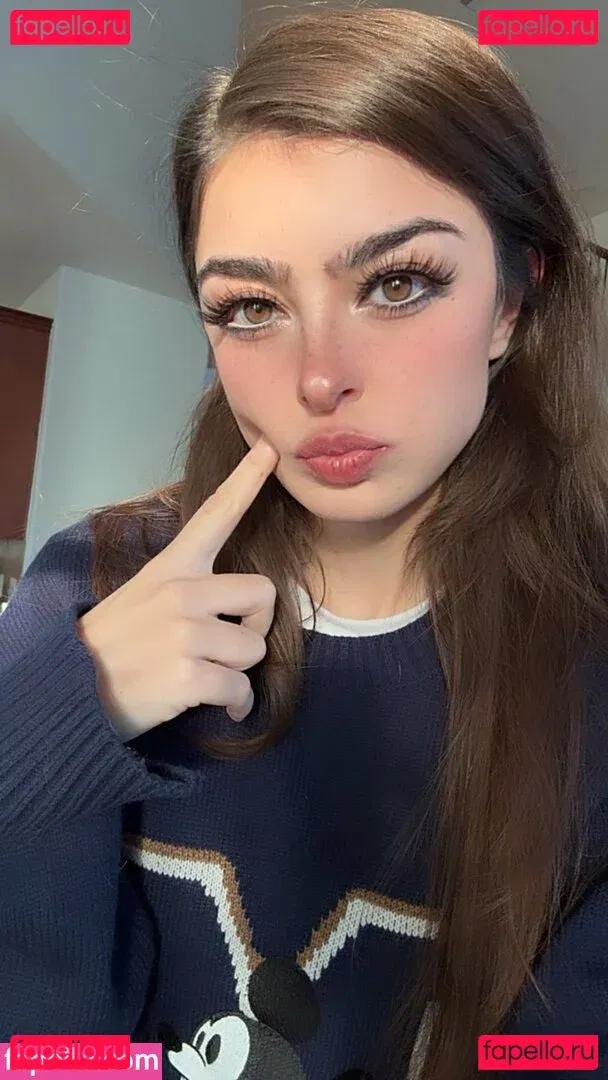 Aruuu Onlyfans Photo Gallery 